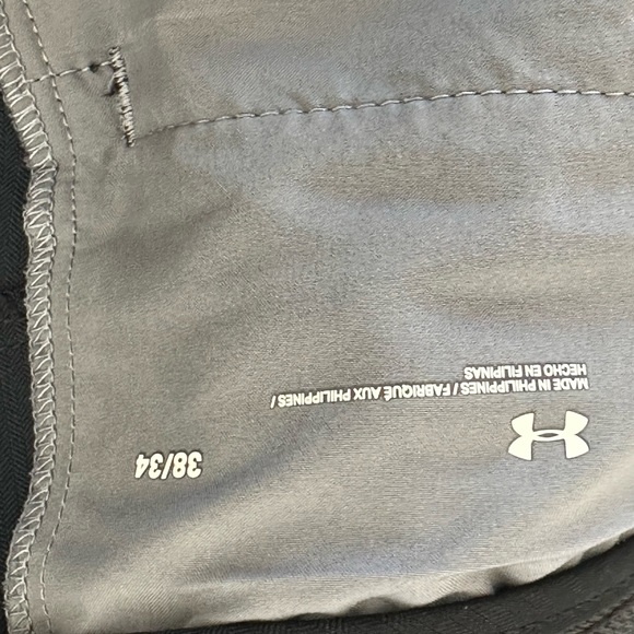 Under Armour Men’s Black Golf Pants Size 38 - Picture 2 of 2